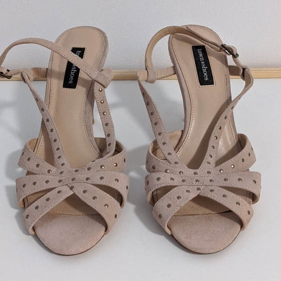 Town Shoes Blush/Nude Sandals - Picture 2 of 9